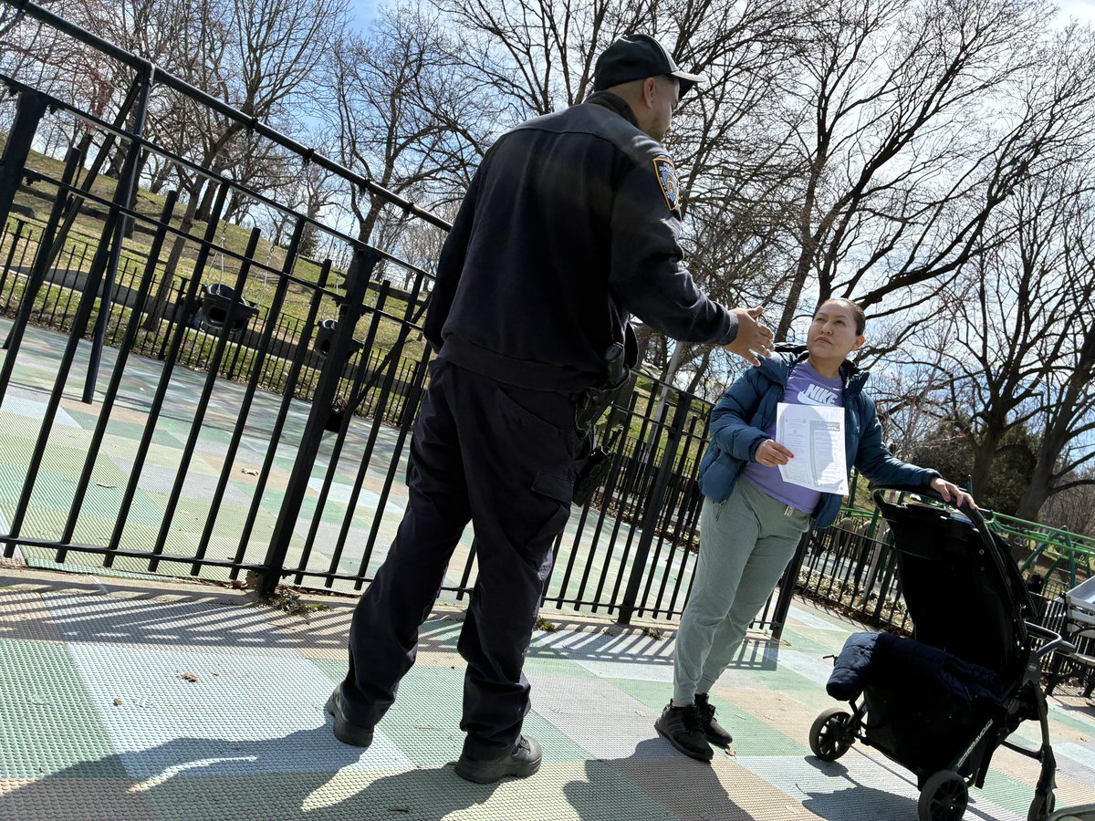 NYPD 40th Precinct tweet media