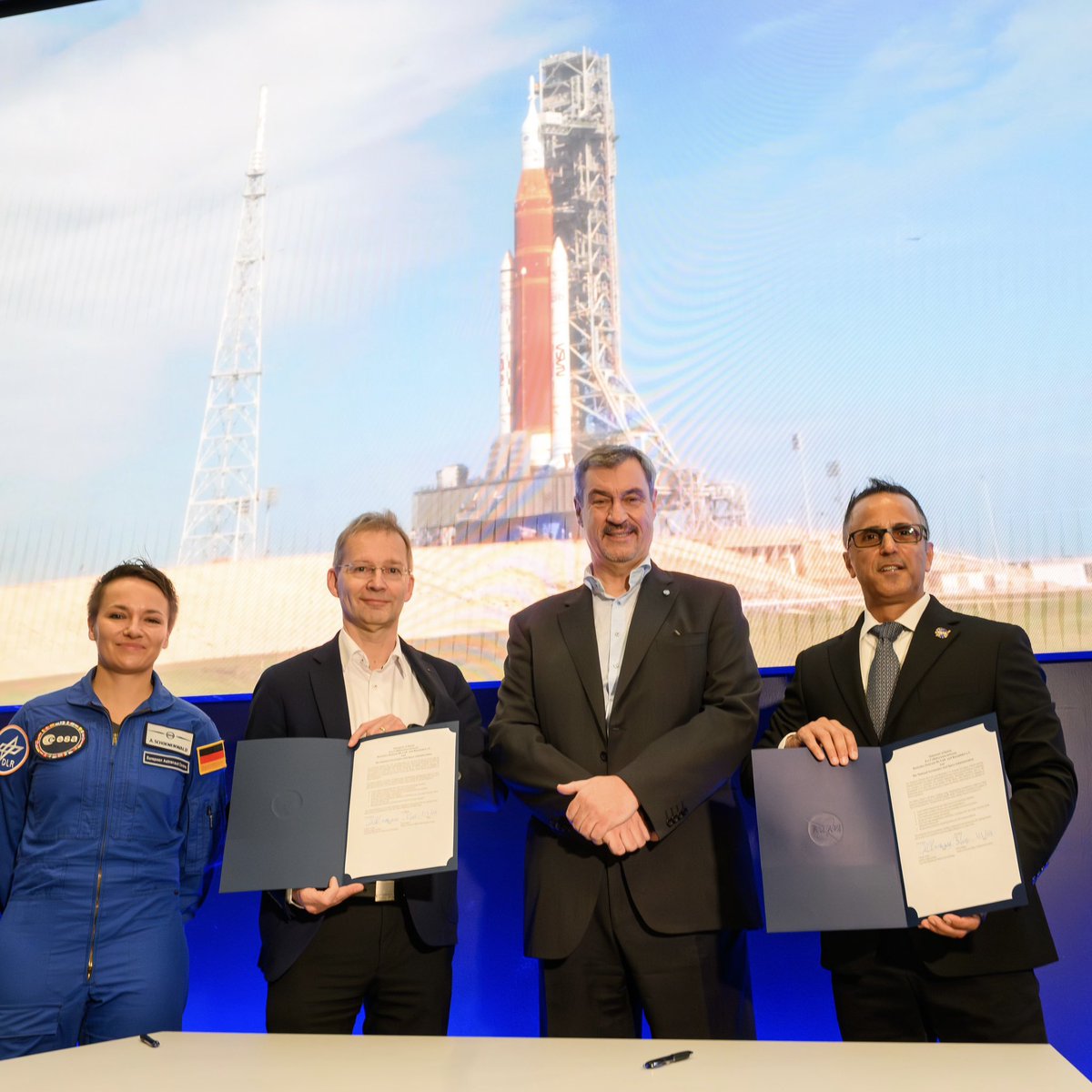 Markus Söder tweet media