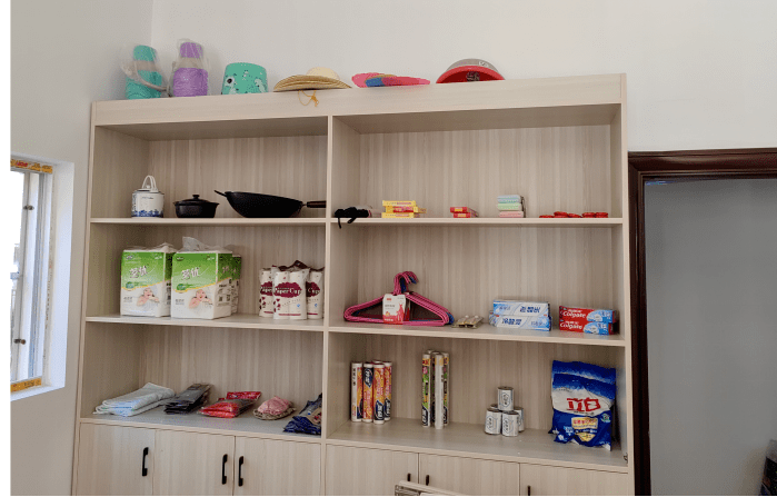 bennybrb's tweet photo. "Sort old stuff, make space for new stories!  Organize, donate, or upcycle—turn clutter into calm. What’s one item you’re keeping (or letting go) today " https://t.co/SjYz5ekplD