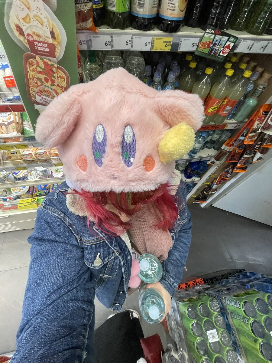 PINKST4R_B3RRY's tweet image. #squad #kirby #swag #żabka