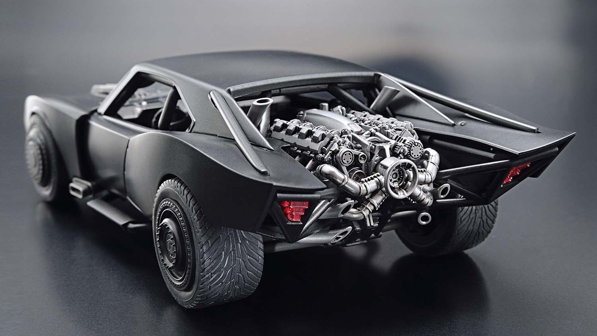 TheBatHome's tweet photo. The Batmobile 1/35 scale model kit by Bandai https://t.co/8fEsZC4Ypo