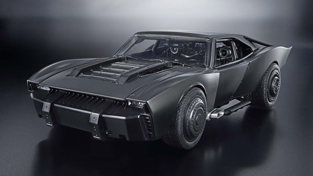 TheBatHome's tweet photo. The Batmobile 1/35 scale model kit by Bandai https://t.co/8fEsZC4Ypo
