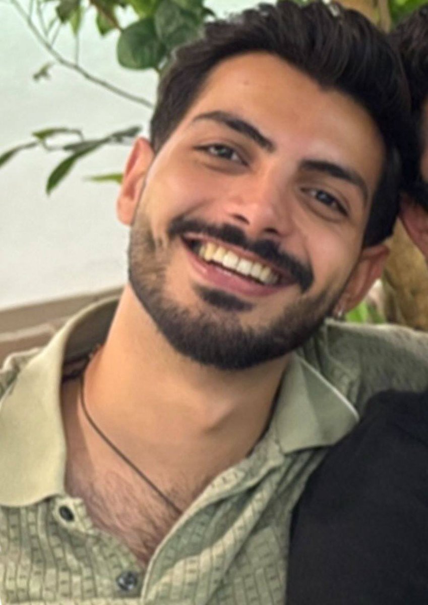 پناه (مامان پل‌ها سابق) tweet media