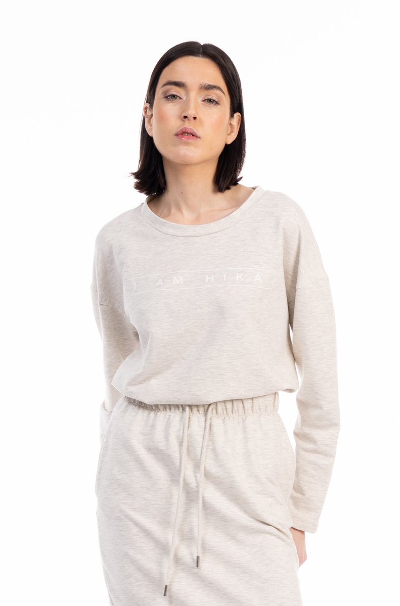 🤍 Manga Luze &amp; Gona OIZ
👉🏻 itoiz-shop.com
📸 Instagram @itoizshop
.
#Baskland #Hïka #Udaberria #Primavera #Portugalete #EuskalHerria