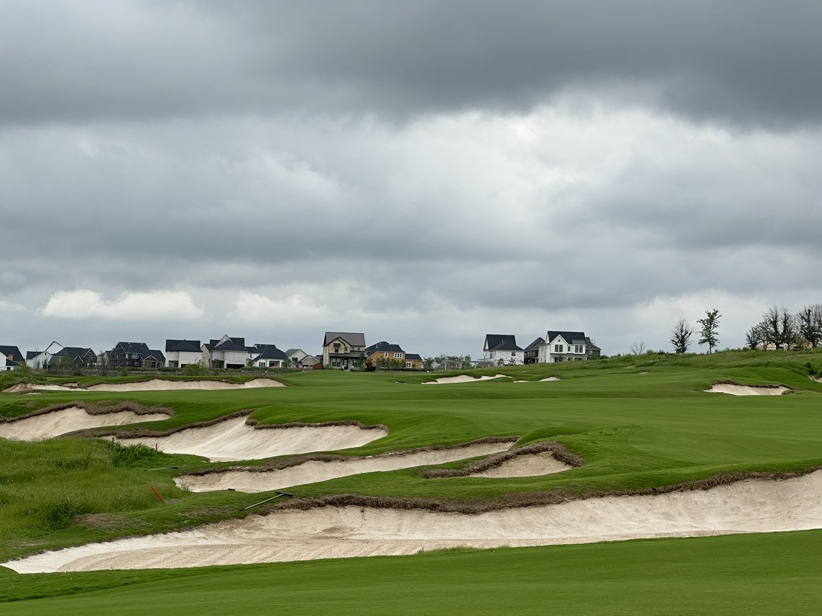 Bryan Tweed tweet media