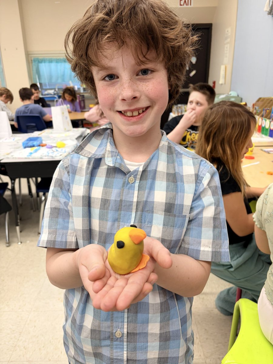 Lauren Larson tweet media