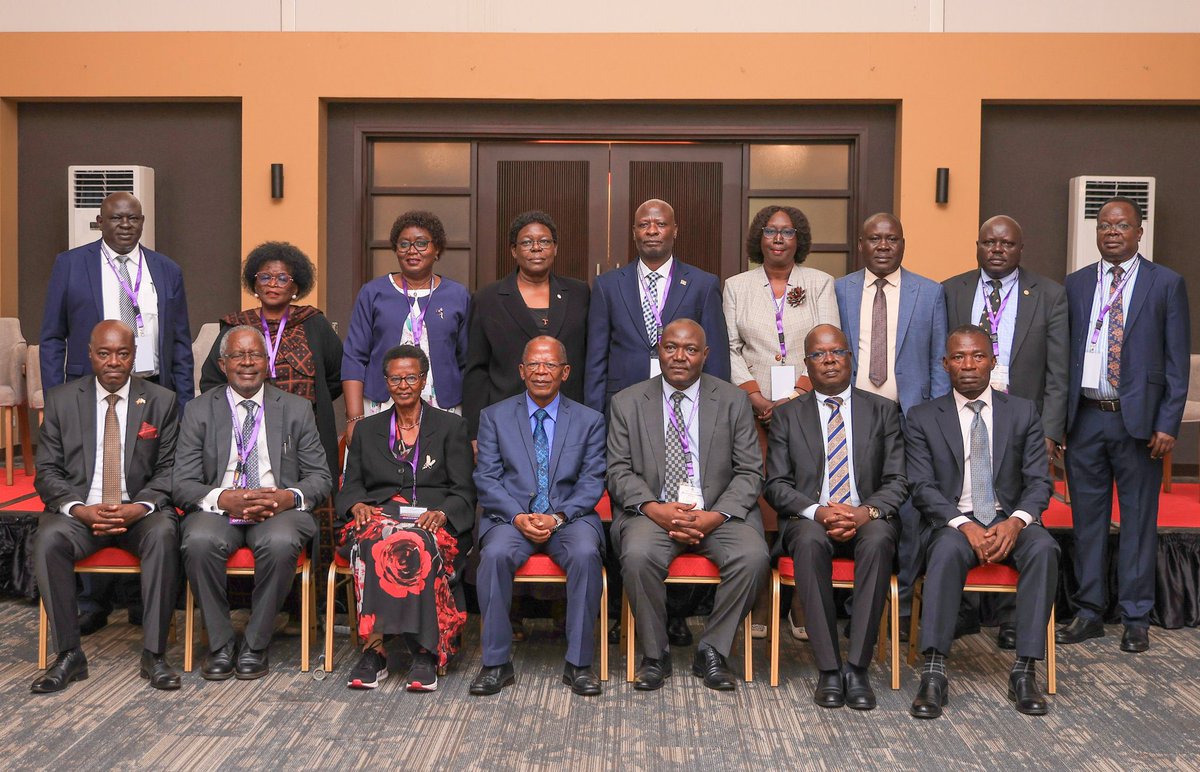 Hon Dr JC Muyingo Live tweet media