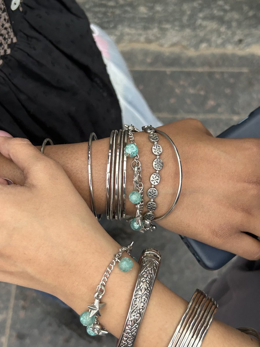 shrau mau tweet media