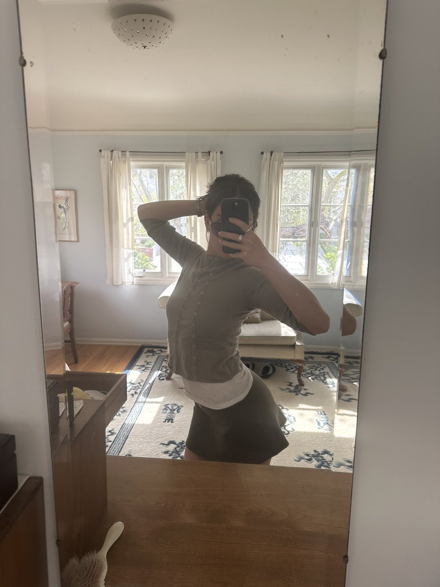 liv eats tweet media