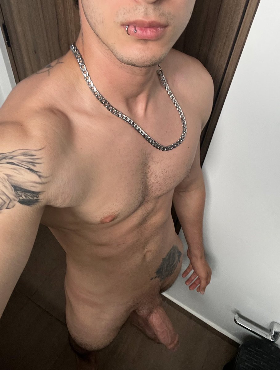 MUSCLE MODELS tweet media