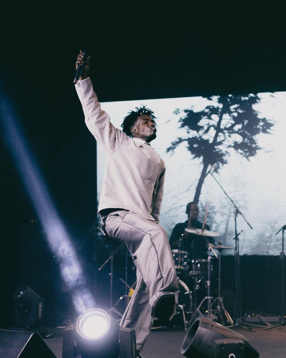 Creatizine Magazine tweet media