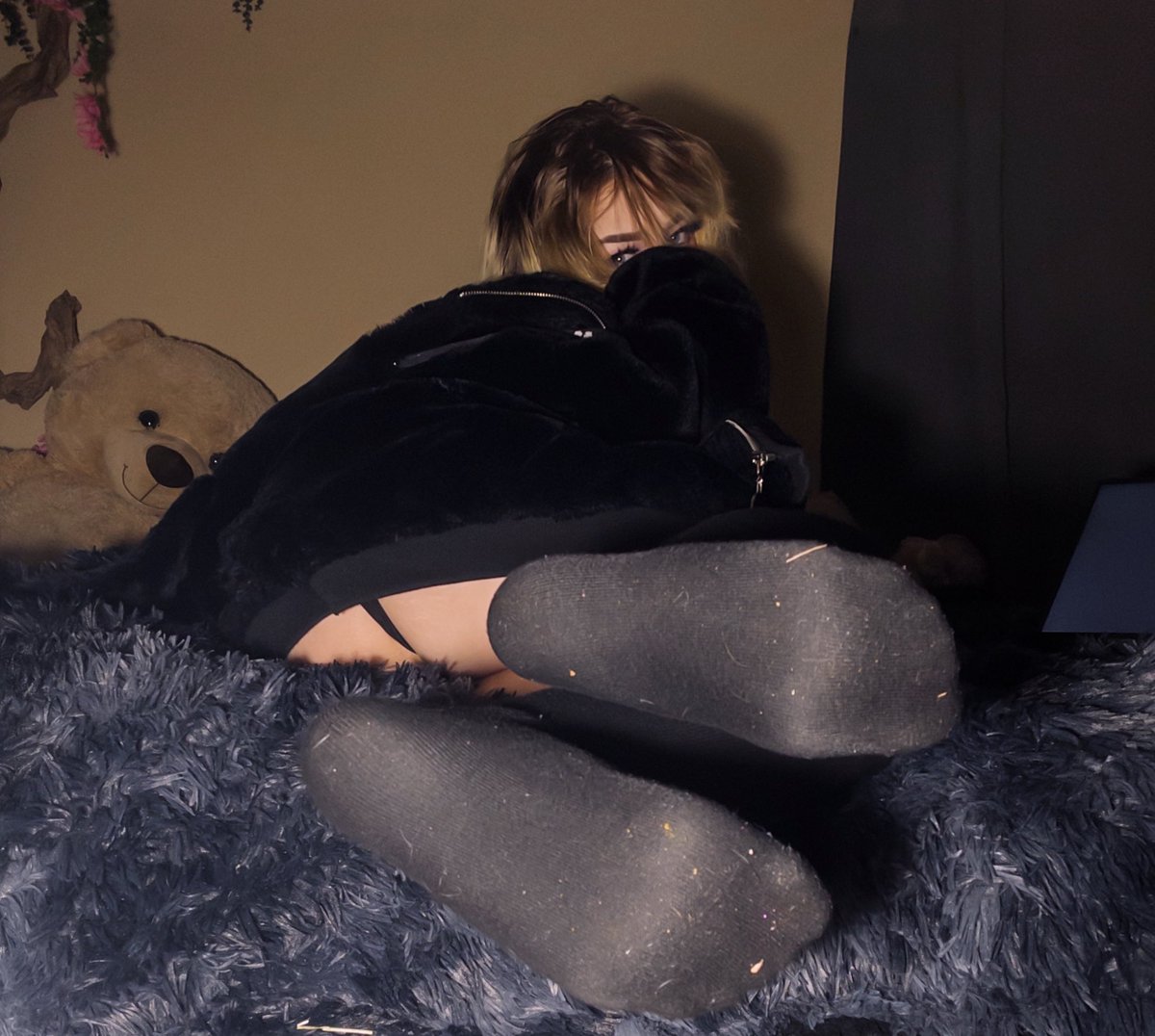 LiLi 𓂃۶ৎ tweet media