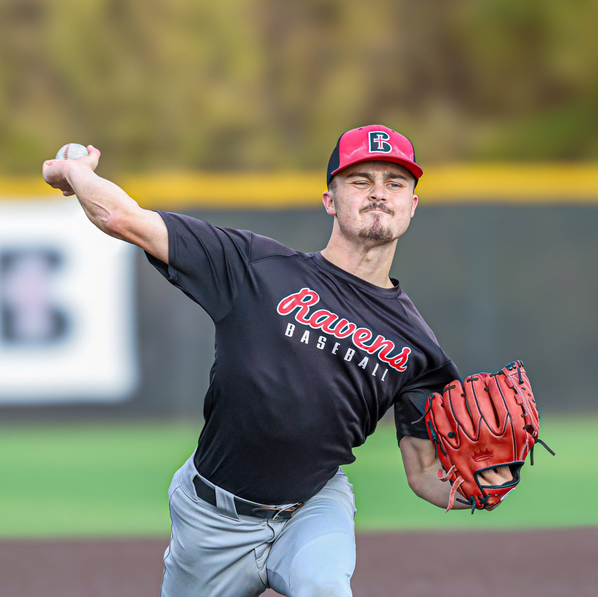 EricPeterson713's tweet photo. Congratulations to @evandemint on earning his first career win as a @RavenBaseball https://t.co/osuDIJcNWv