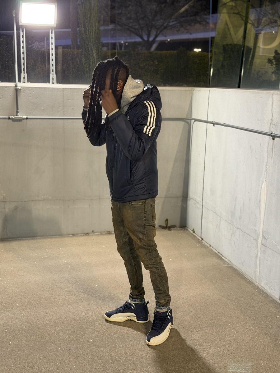 Only$ign tweet media