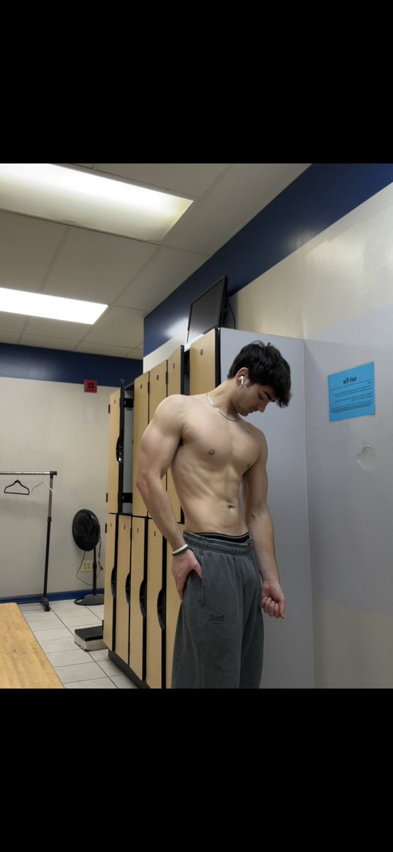 SurfTheGrey tweet media