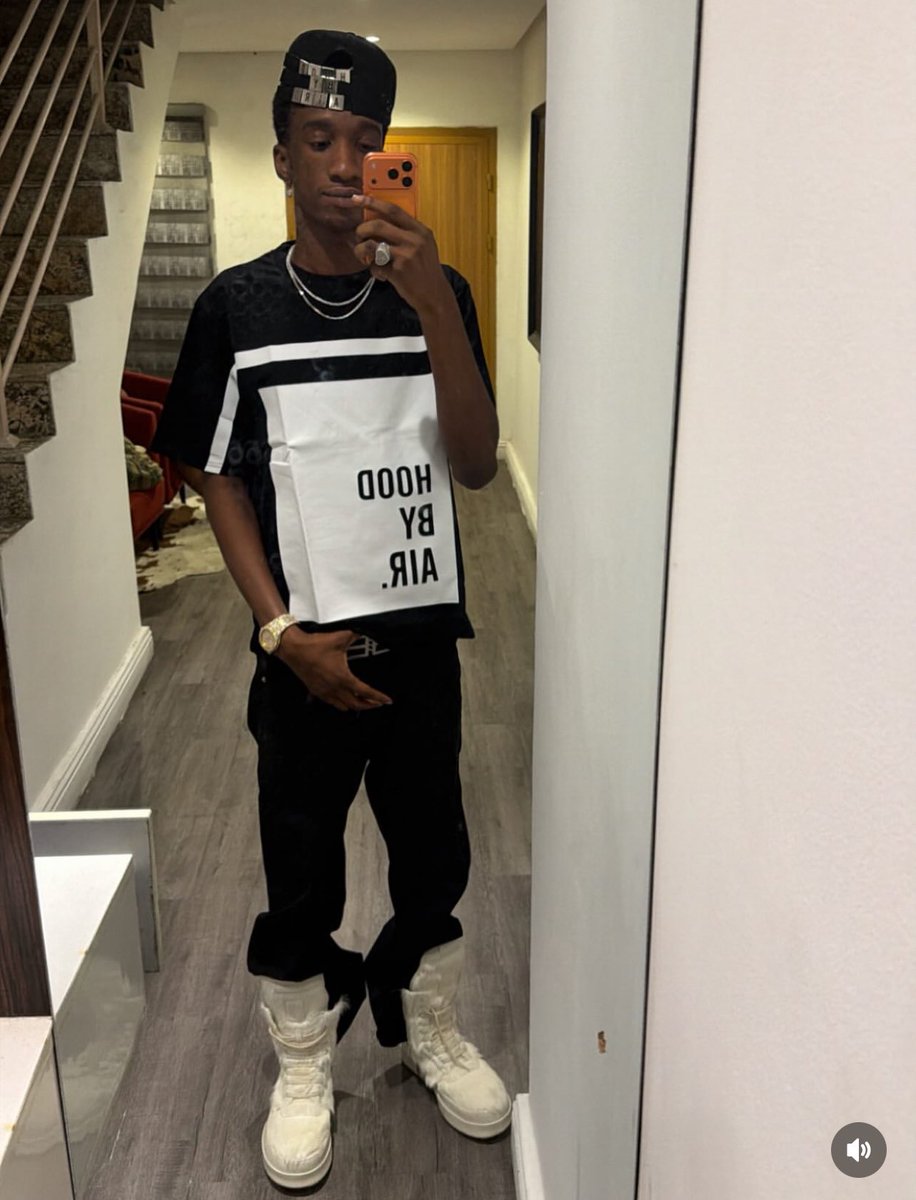 𝔼𝕤𝕞𝕒𝕣𝕥😎 tweet media