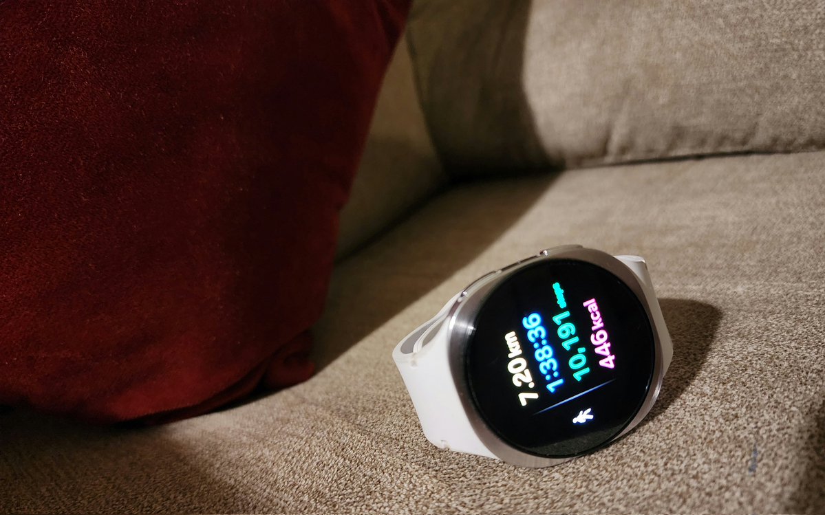 غزال tweet media