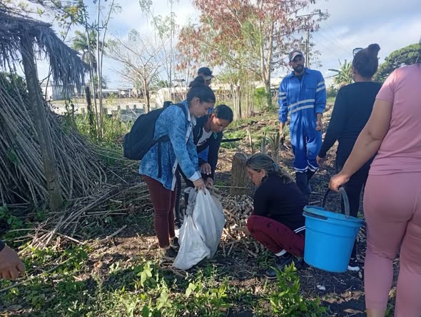 Refinería de petróleo Sergio Soto tweet media