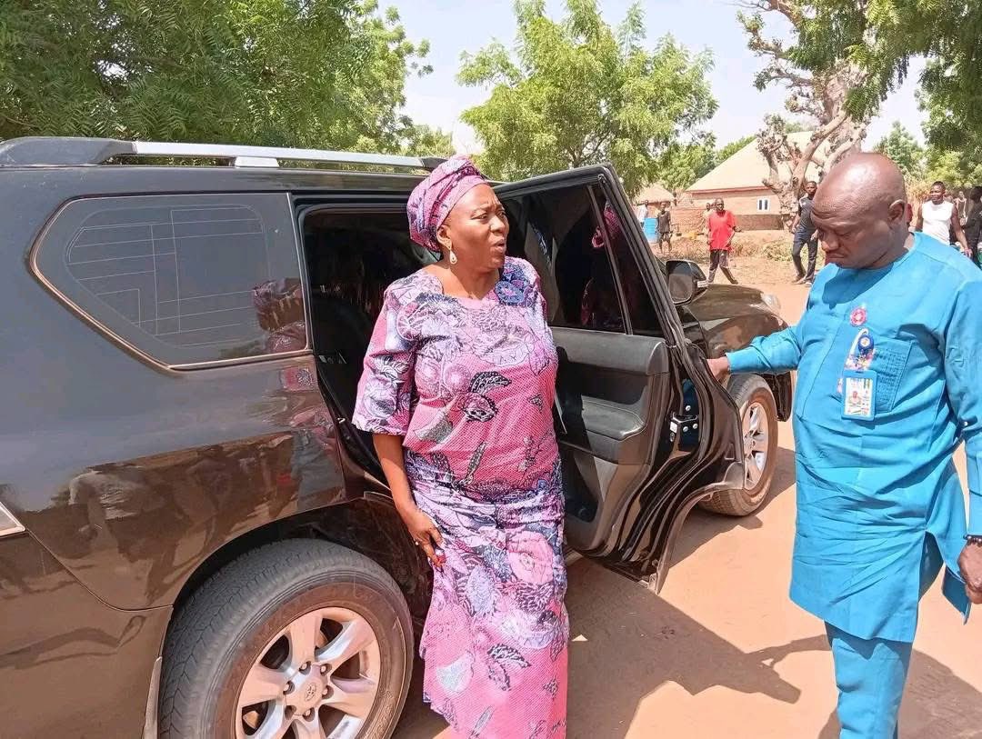 Manjul Vic๐ฆ
tweet media