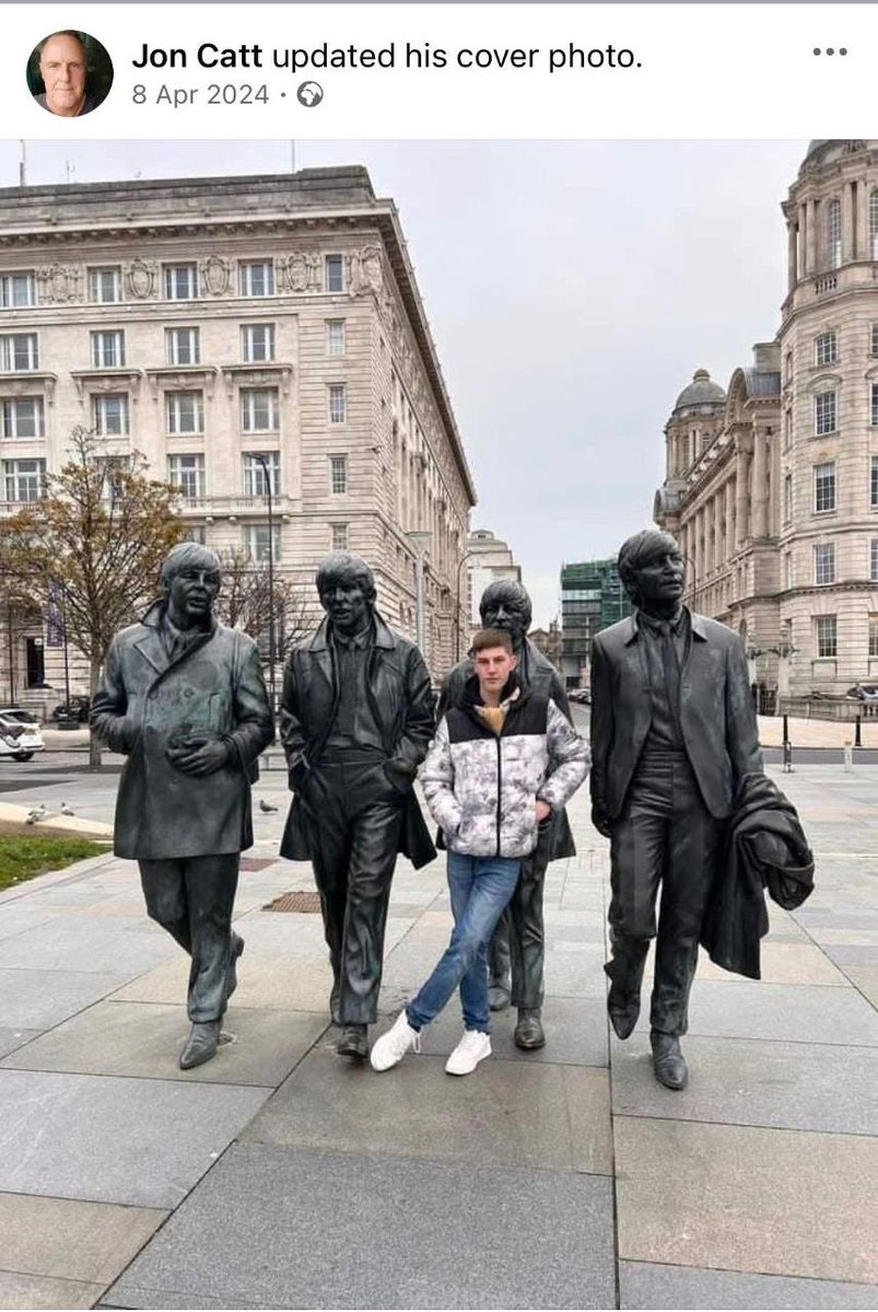 Native Voice tweet media