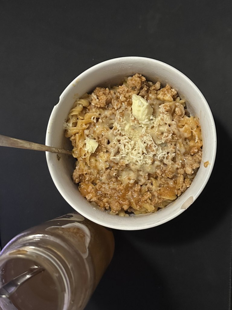 Ash | mourning megumi tweet media