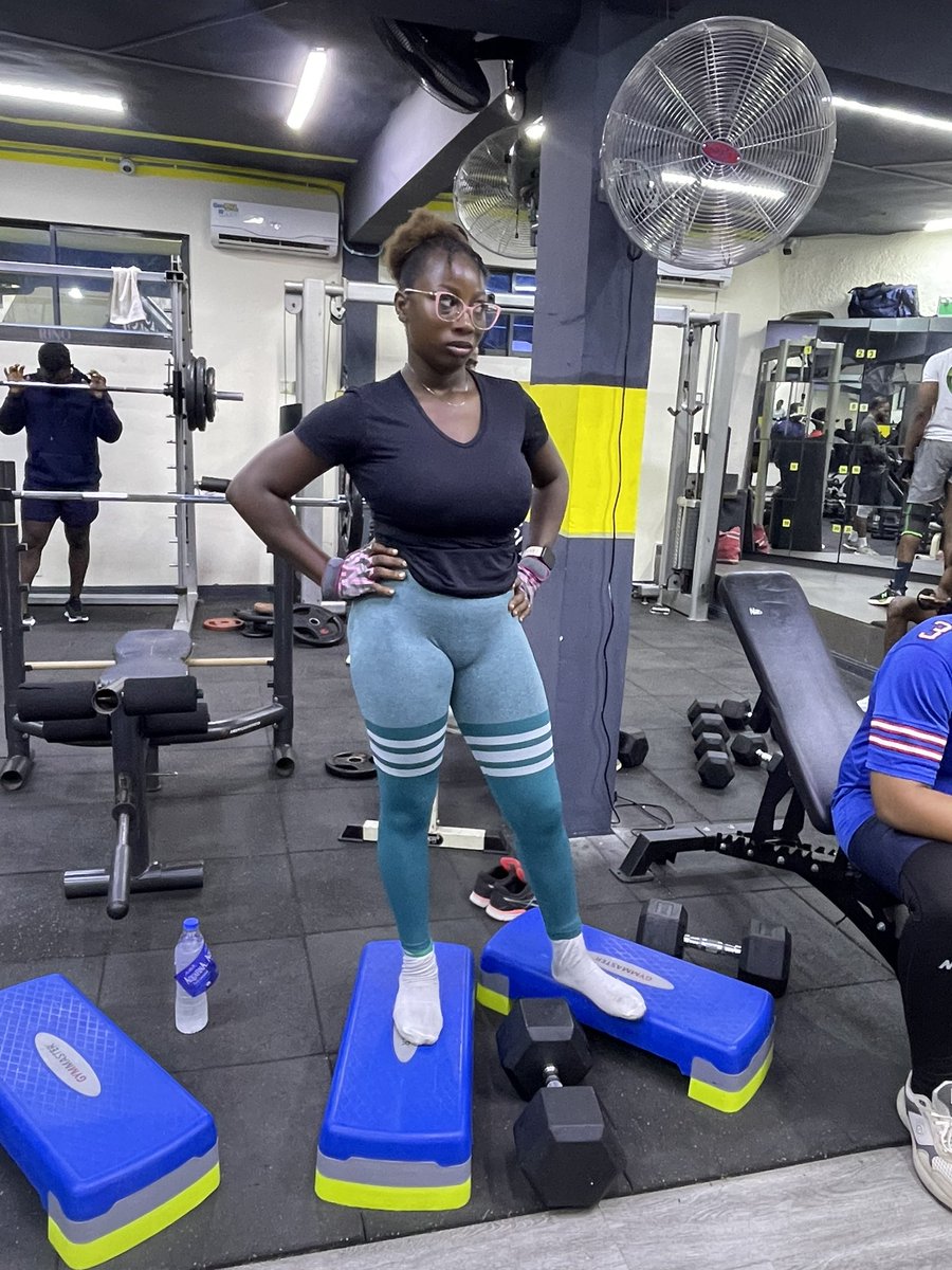 Arinola💜 tweet media