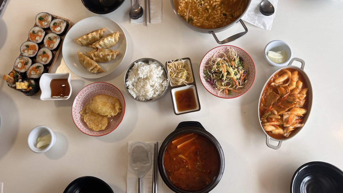 𝒥𝒶𝓃𝒶 tweet media