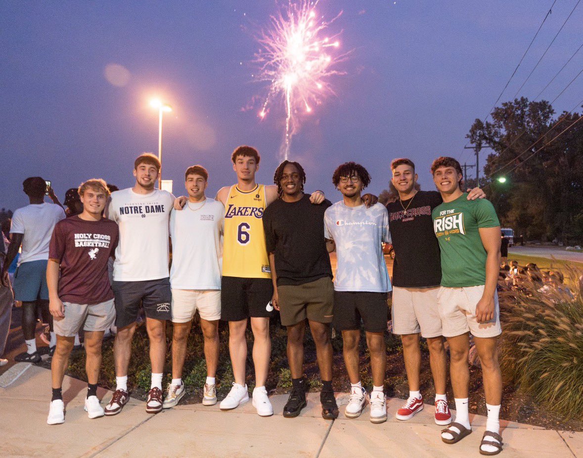 Holy Cross MBB tweet media