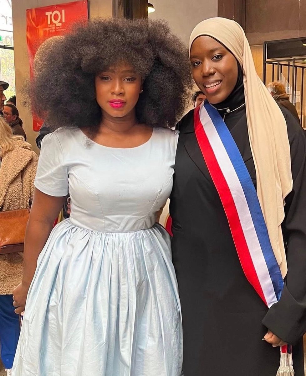 Fdesouche.com est une revue de presse tweet media