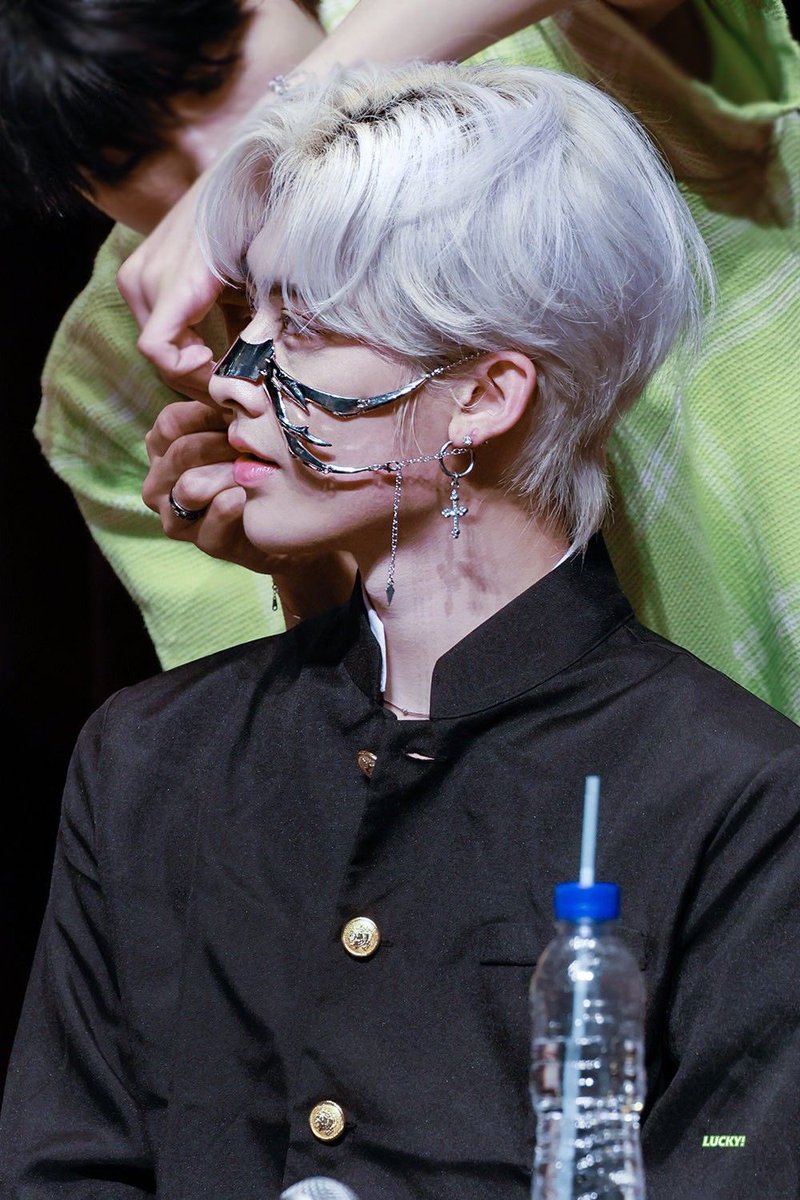 주키박스-_- tweet media