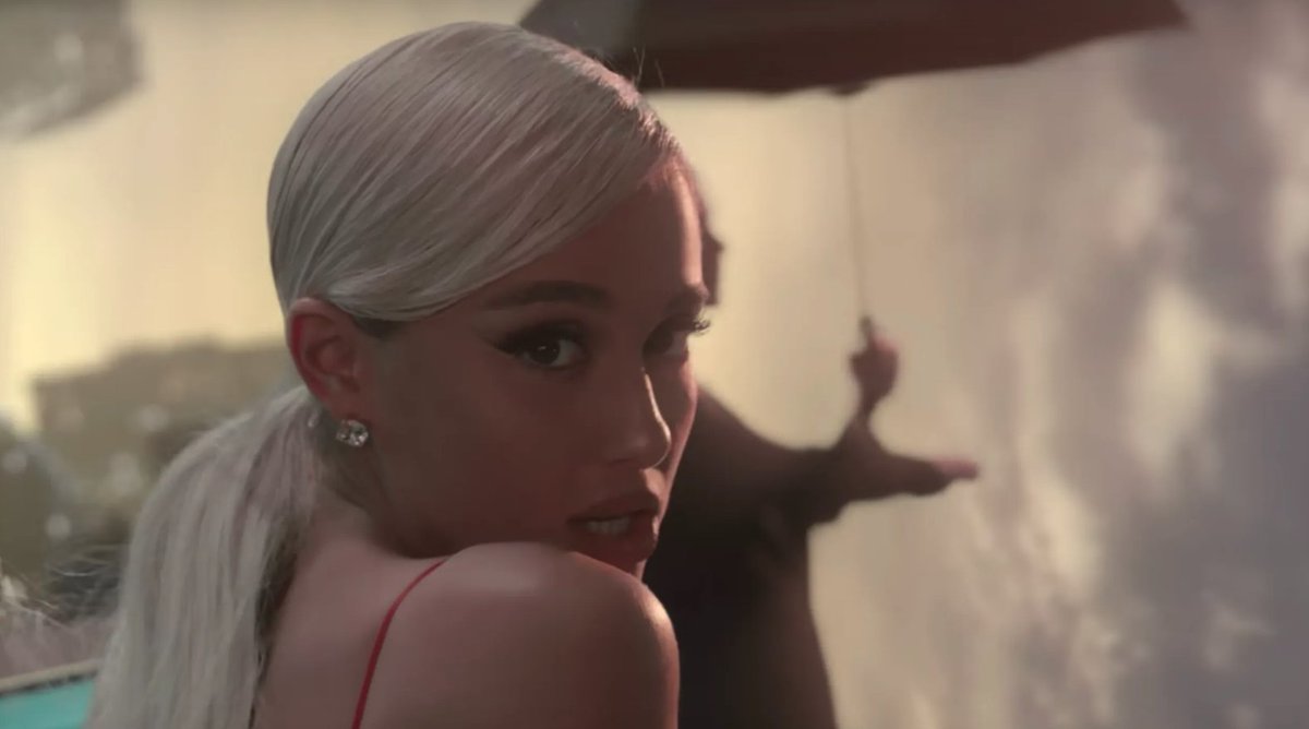 About Music tweet media