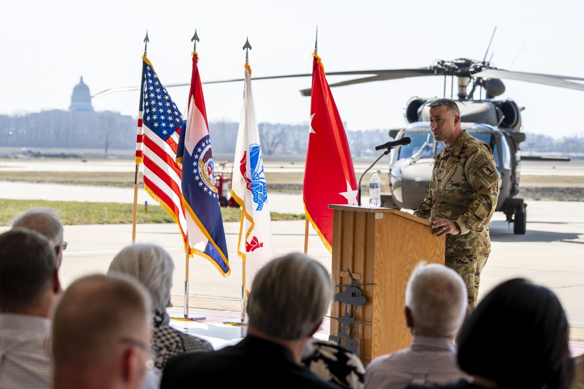 Missouri National Guard tweet media