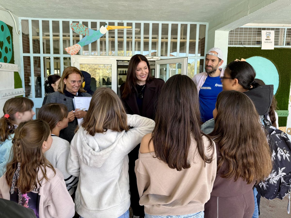 Lola Moreno tweet media