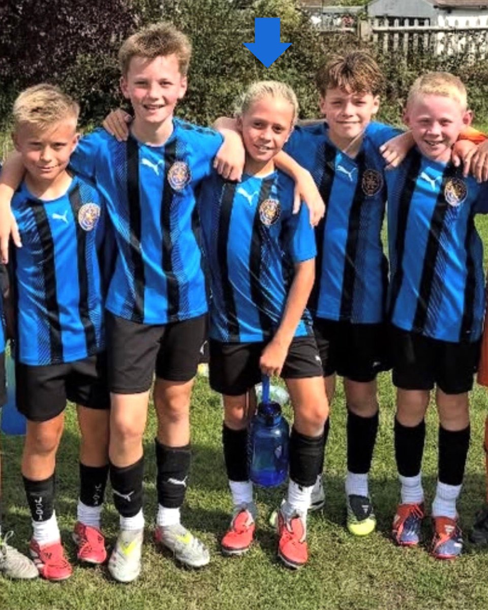 SevenoaksTownFC's tweet photo. Sevenoaks Town U11s player Harley Price signs for Charlton Athletic Academy ✍️

Toby Lansdale, Sevenoaks Town U11s Manager: “Harley joined us in the summer and has been nothing short of excellent, a boy who has so much ability and talent! We wish him all the best on his next football journey” 🗣️ 

Congratulations to Harley from everyone at the Oaks! 🙌👏

🔵⚫️ | #Sevenoaks #STFC