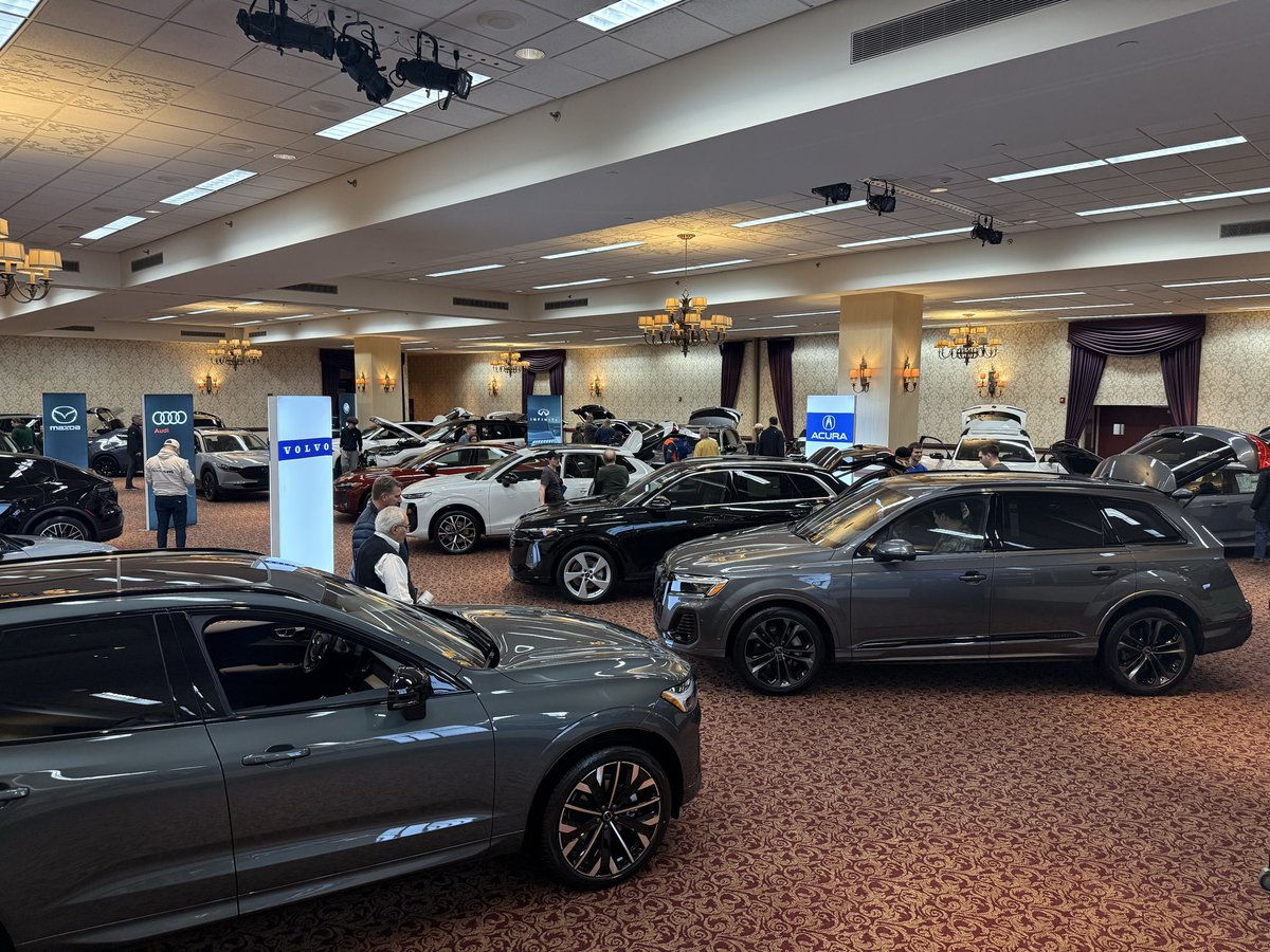 Rochester Auto Show tweet media