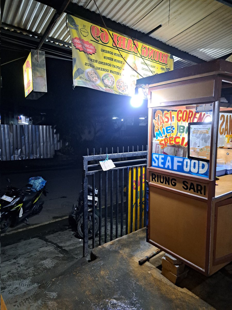 nasgor goreng tweet media