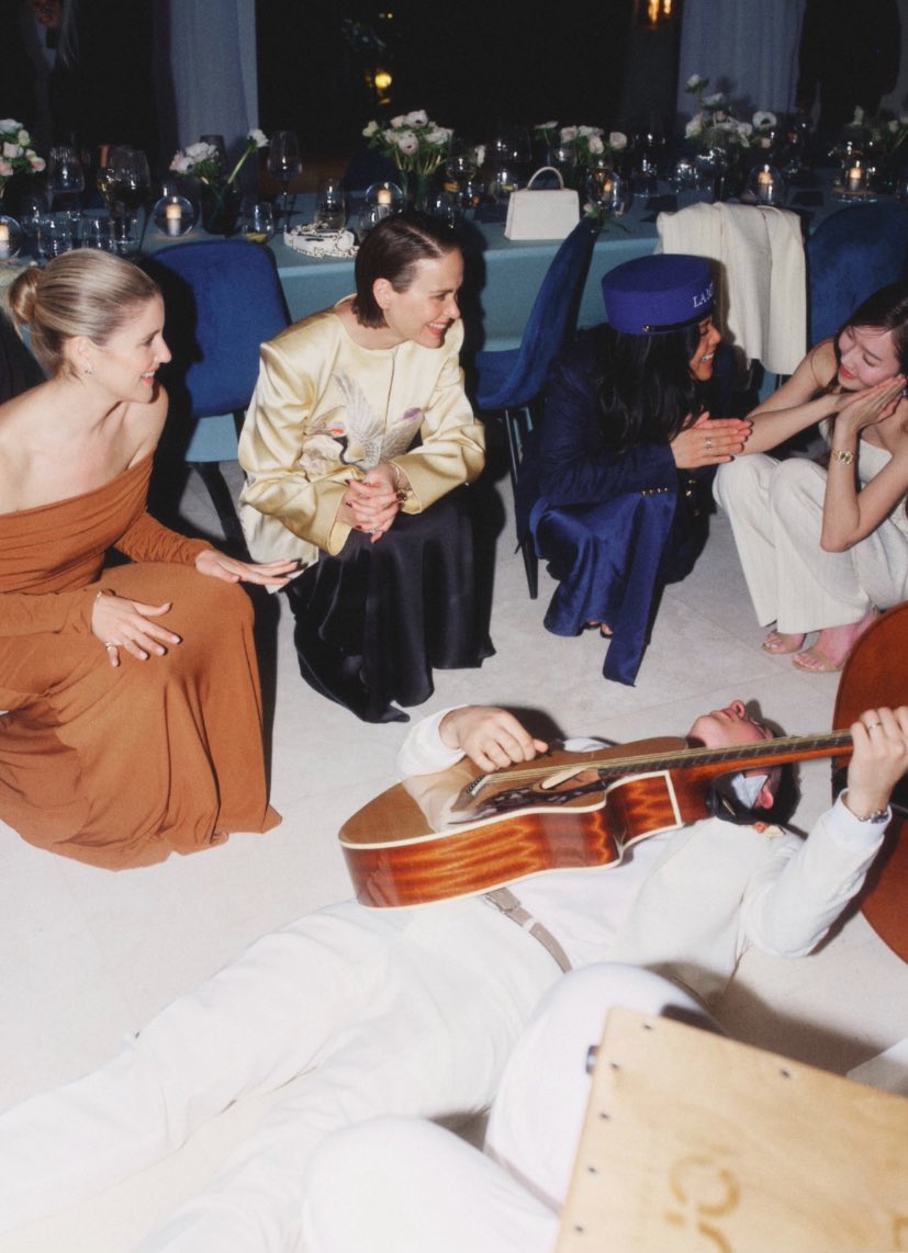 sarah paulson’s pr tweet media