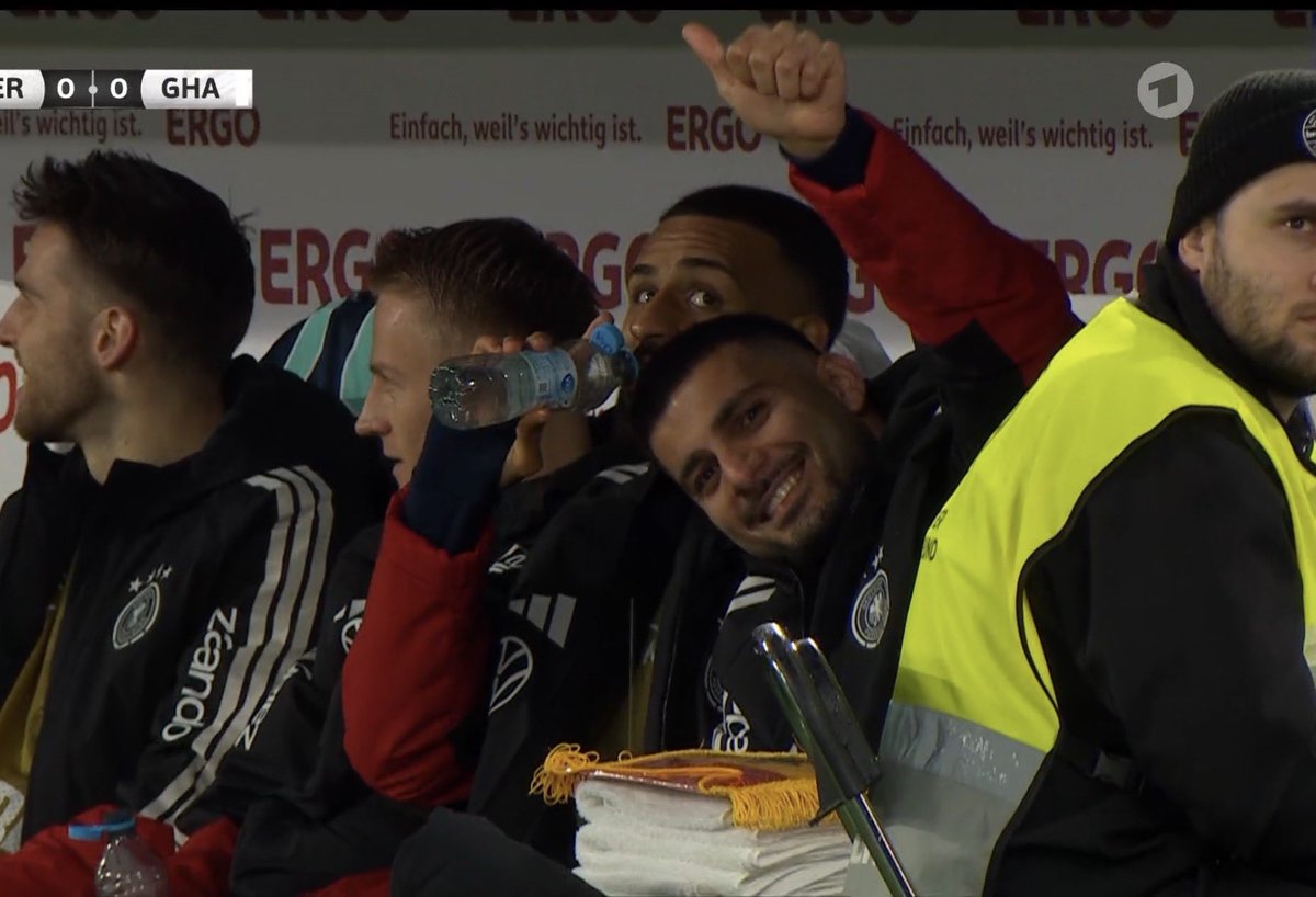 𝘽𝙚𝙣𝙟𝙞𝙁𝘾𝘽 ¹⁷ tweet media