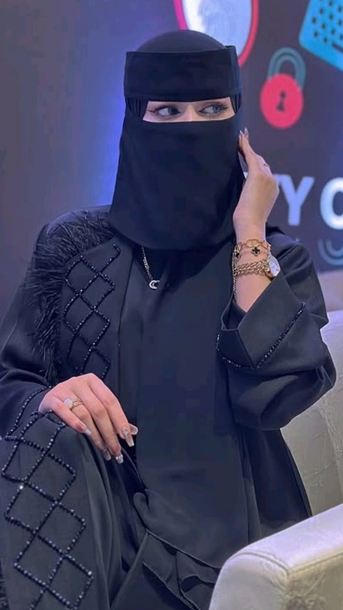 ام الهنوف tweet media