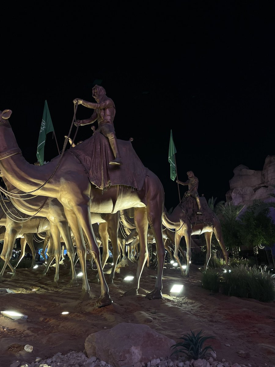 سعد 🌙 tweet media