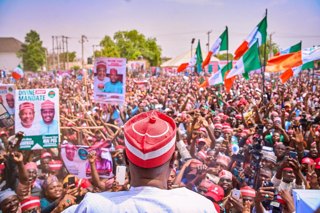 Fatima🌼 tweet media