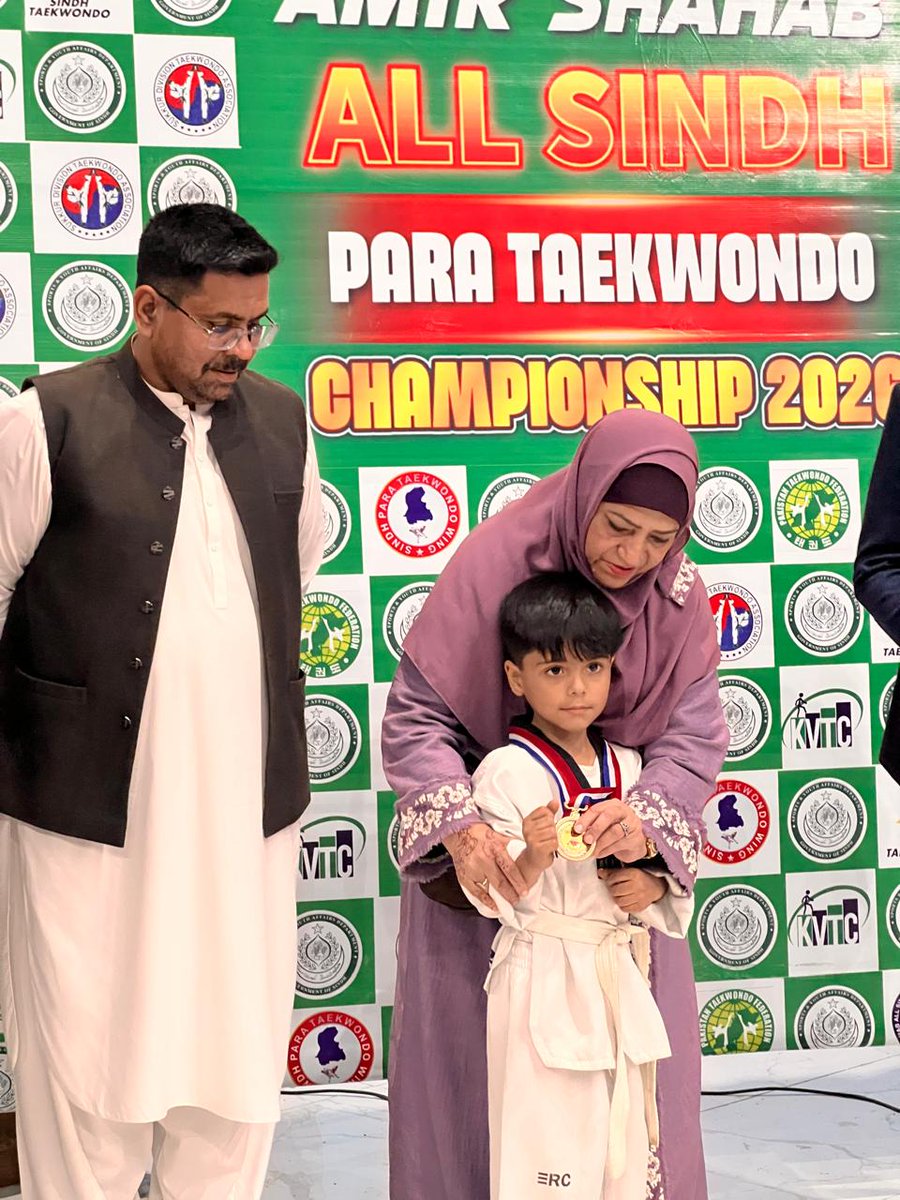 Azra Jamal (@azrajamal3) on Twitter photo 