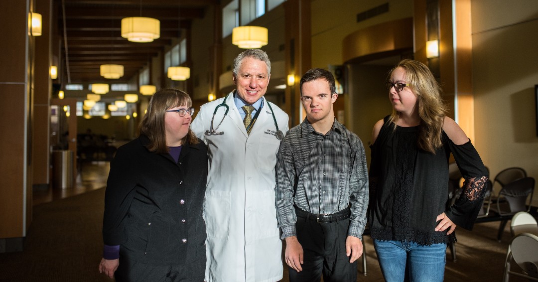 GDSFoundation's tweet image. 🩺💙 Happy #NationalDoctorsDay! Grateful for the incredible doctors helping individuals with #DownSyndrome thrive every day 🙌 HUGE thanks to our affiliates @ChildrensColo &amp;amp; @DenverHealthMed 🔗 Looking for expert care? Find a Down syndrome clinic near you:
bit.ly/46Igi71