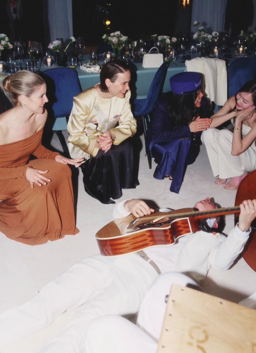 Sarah Paulson Brasil tweet media