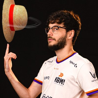 ilhadaslendas's tweet photo. Acabei de perceber que o jogo de hoje é basicamente um One Piece x Naruto

Dito isso, Luffy >>>>>>> https://t.co/x1hmzWgpv9