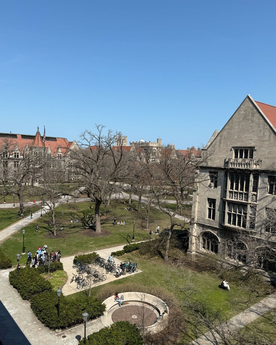 The University of Chicago tweet media