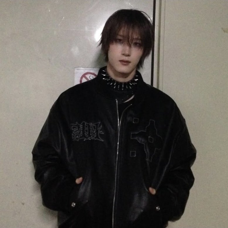 jose roberto is unique 🍟 tweet media