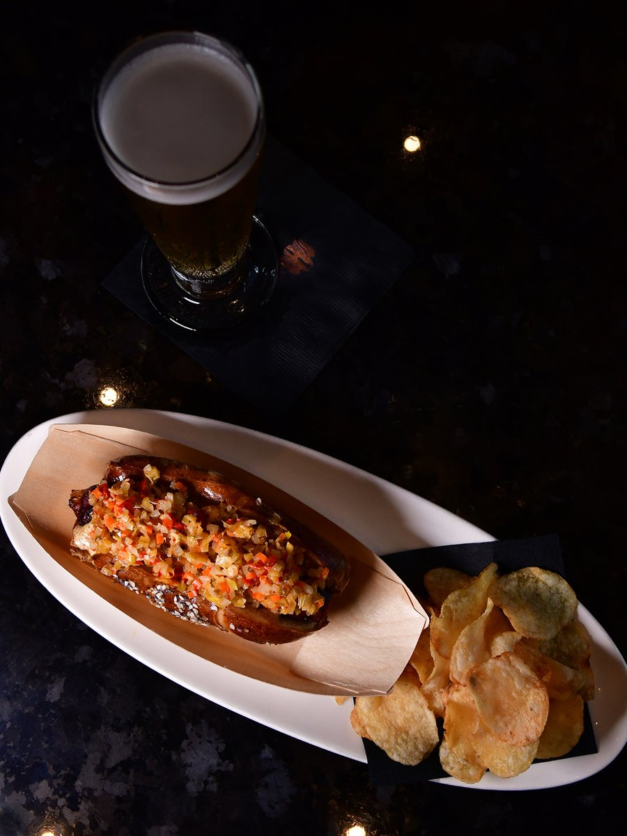 Del Frisco's tweet media