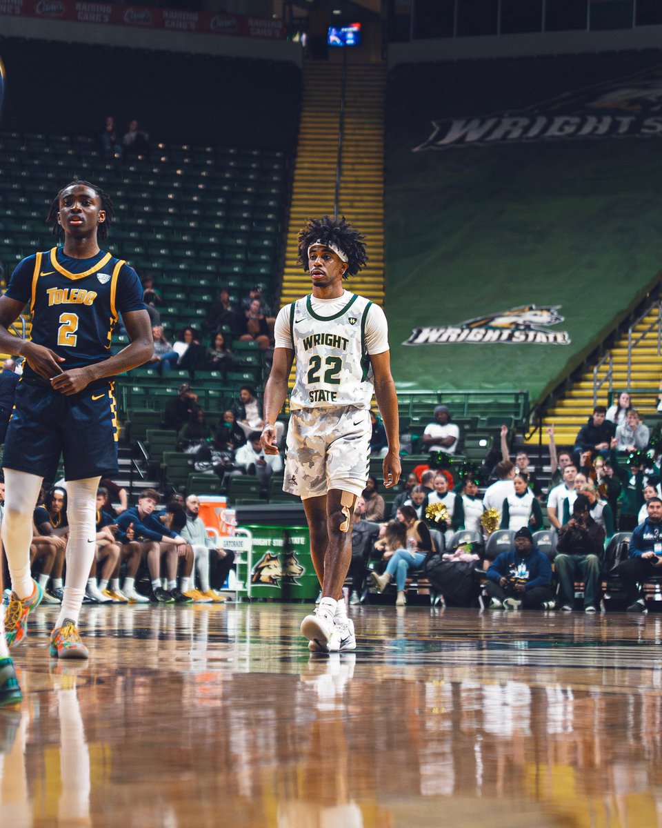 Tobias Bass tweet media