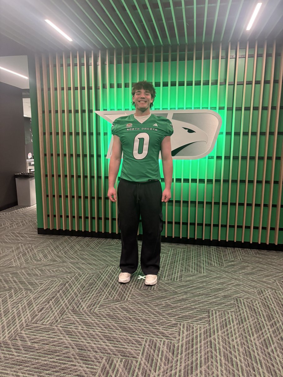 Grady Thomson tweet media